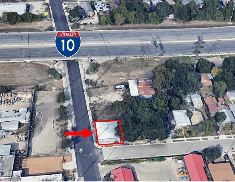 More Photos Of 1020 Roosevelt Ave, San Antonio Freestanding For Sale