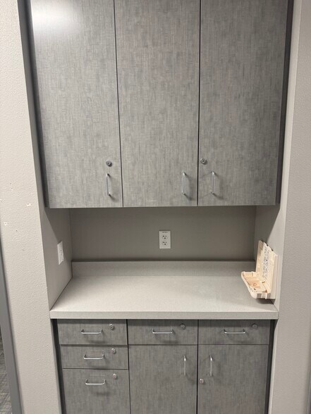 More Photos Of 435 Grand Ave, South San Francisco Office For Sale