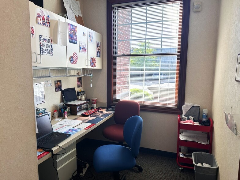 More Photos Of 8039 Washington Village Dr, Dayton Medical For Sale