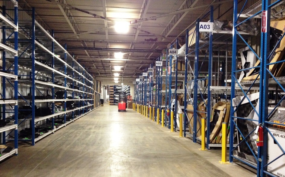 More Photos Of 2929 32nd St SE, Kentwood Manufacturing For Lease