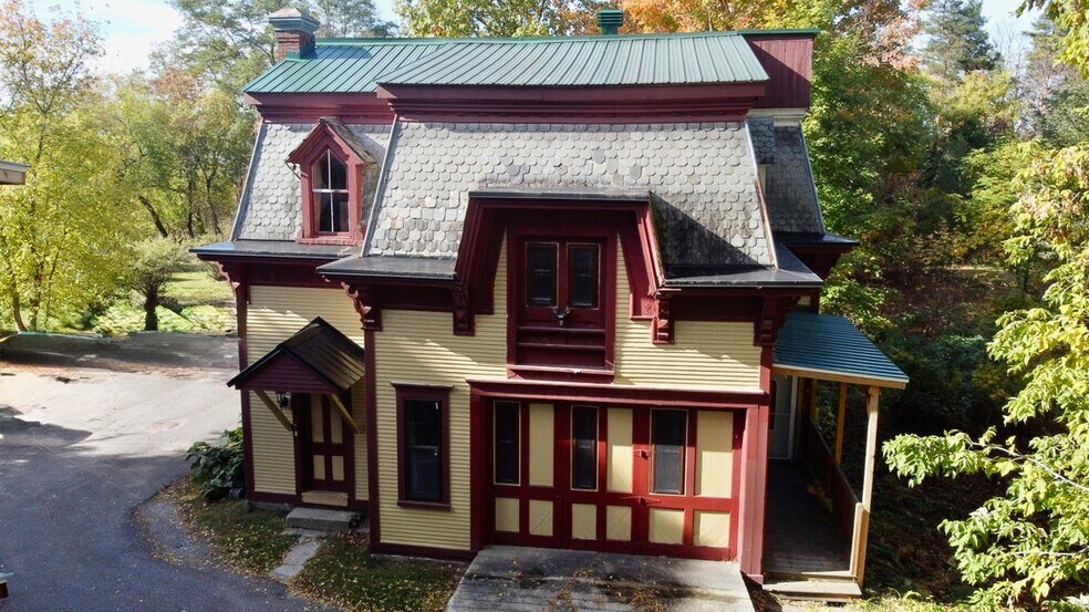 More Photos Of 56 Park St, Malone Apartments For Sale