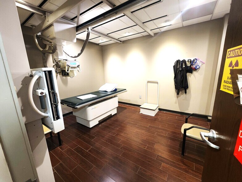 More Photos Of 729 N Custer Ave, Grand Island Medical For Sale