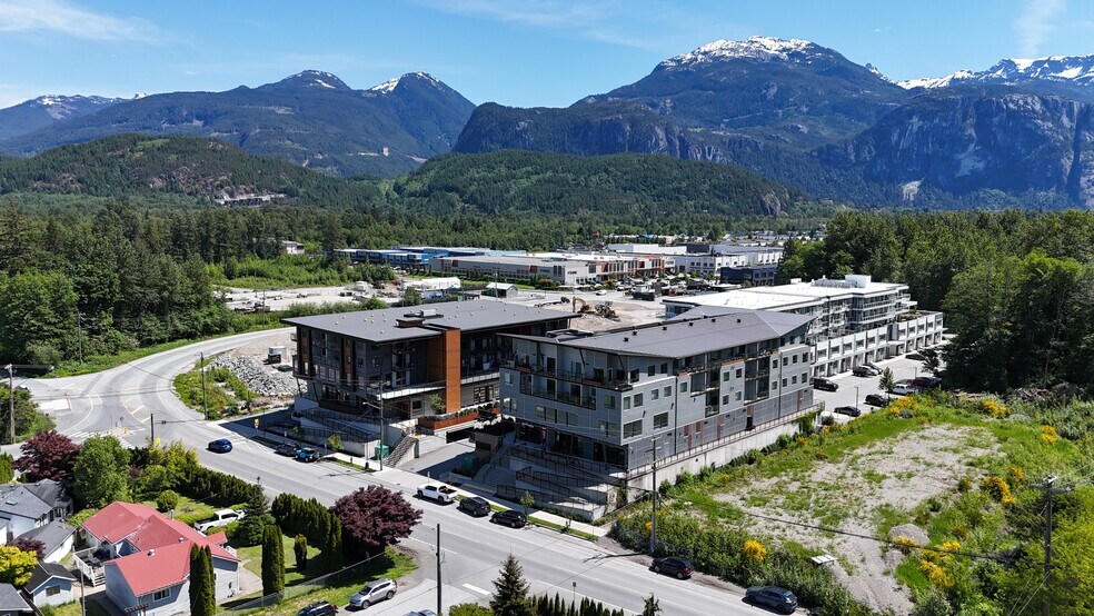 More Photos Of 39668 Government Rd, Squamish Apartments For Sale