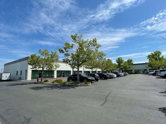 More Photos Of 3333 Vaca Valley Pky, Vacaville Research And Development For Lease