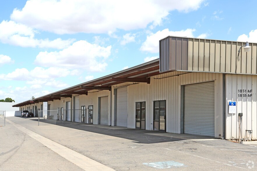 More Photos Of 1851 Grogan Ave, Merced Warehouse For Lease