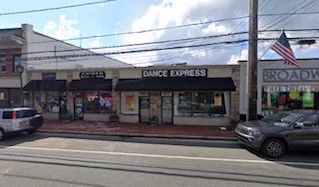 More Photos Of 1026-1030 Broadway, Woodmere Storefront For Lease