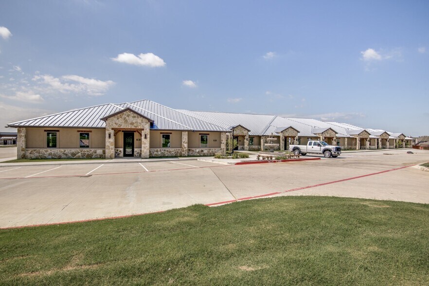 More Photos Of 255 W Lebanon, Frisco Medical For Lease