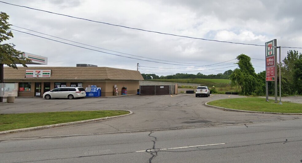 More Photos Of 1133 Scottsville Rd, Rochester Service Station For Sale