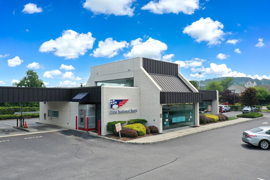 More Photos Of 3175 Cape Horn Rd, Red Lion Unknown For Lease