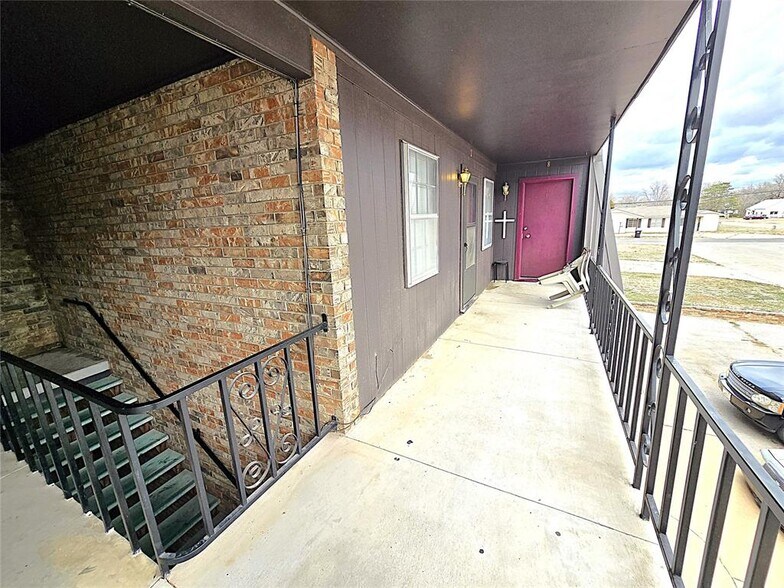 More Photos Of 415 Harmon Ave, Watonga Apartments For Sale
