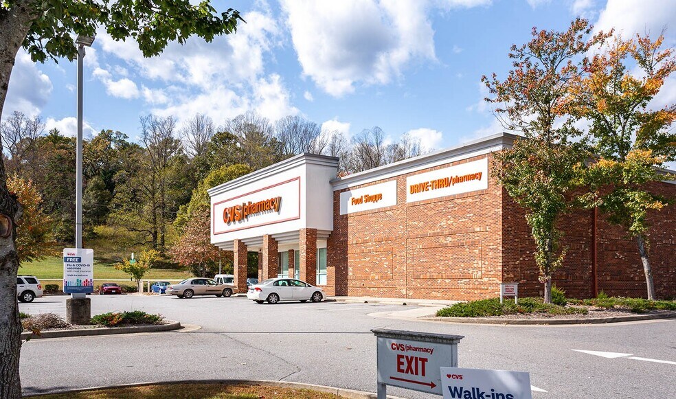 More Photos Of 400 Riverside Dr, Bassett Drugstore For Sale