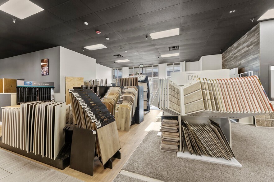 More Photos Of 1166 S Sage Dr, Cedar City Storefront For Sale