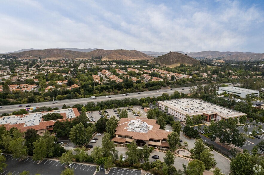 More Photos Of 30077 Agoura Ct, Agoura Hills Office For Lease