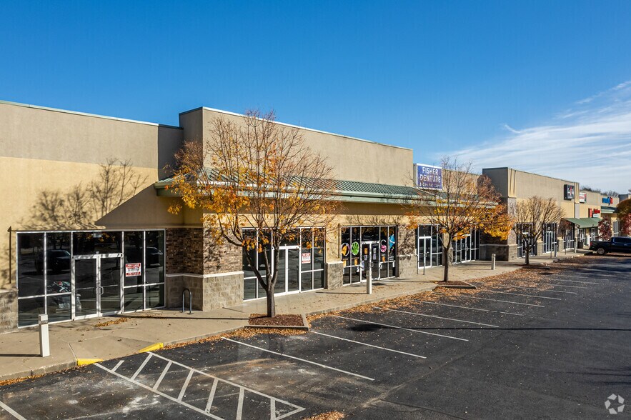 More Photos Of 3162 W Martin Luther King Blvd, Fayetteville Department Store For Lease