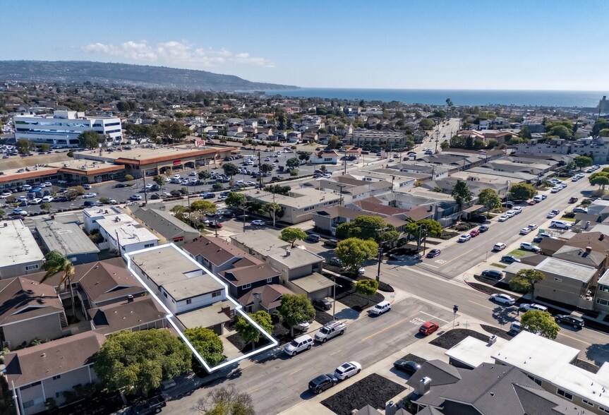 More Photos Of 1304 Amethyst St, Redondo Beach Multifamily For Sale