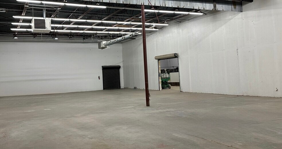 More Photos Of 6500 N Lamar Blvd, Austin General Retail For Lease