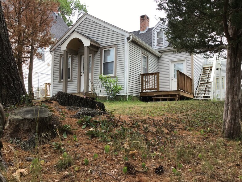 More Photos Of 52 Sea St, Weymouth Multifamily For Sale