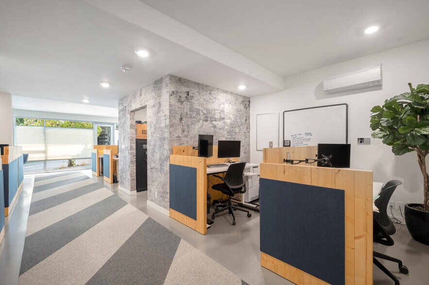 More Photos Of 166 Roy St, Seattle Office Residential For Sale