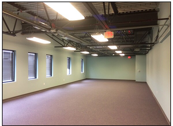 More Photos Of 14580 Global Pkwy, Fort Myers Distribution For Lease