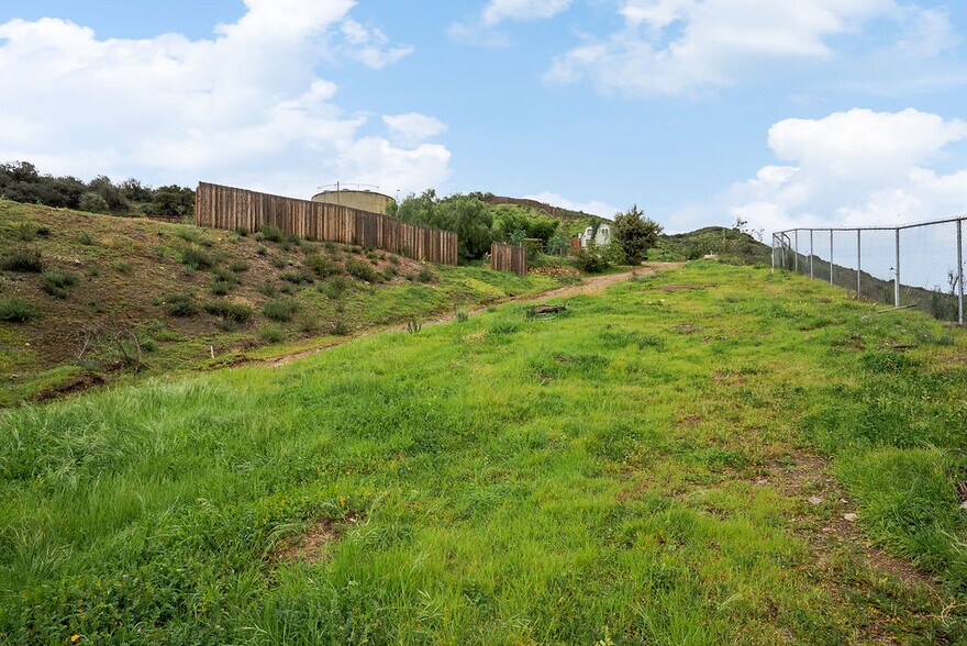 More Photos Of 10200 Willow Springs Lane, Sunland Land For Sale