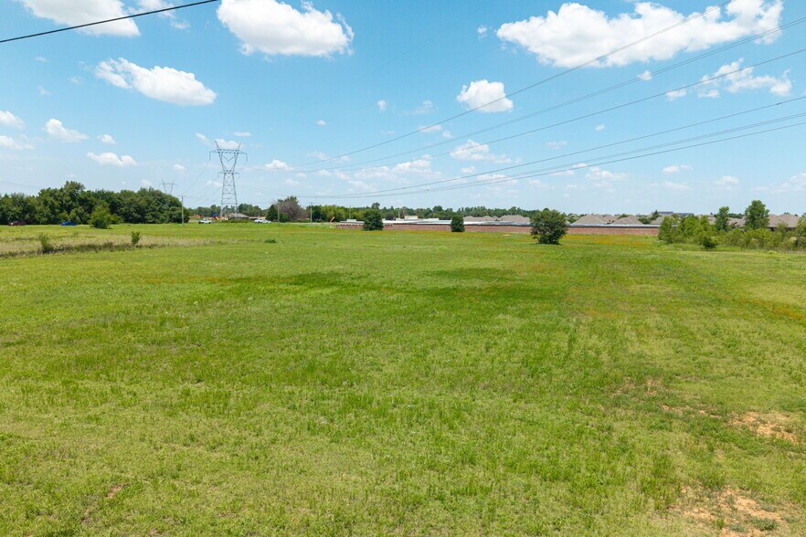 More Photos Of 4500 S Mustang Rd, Mustang Land For Sale
