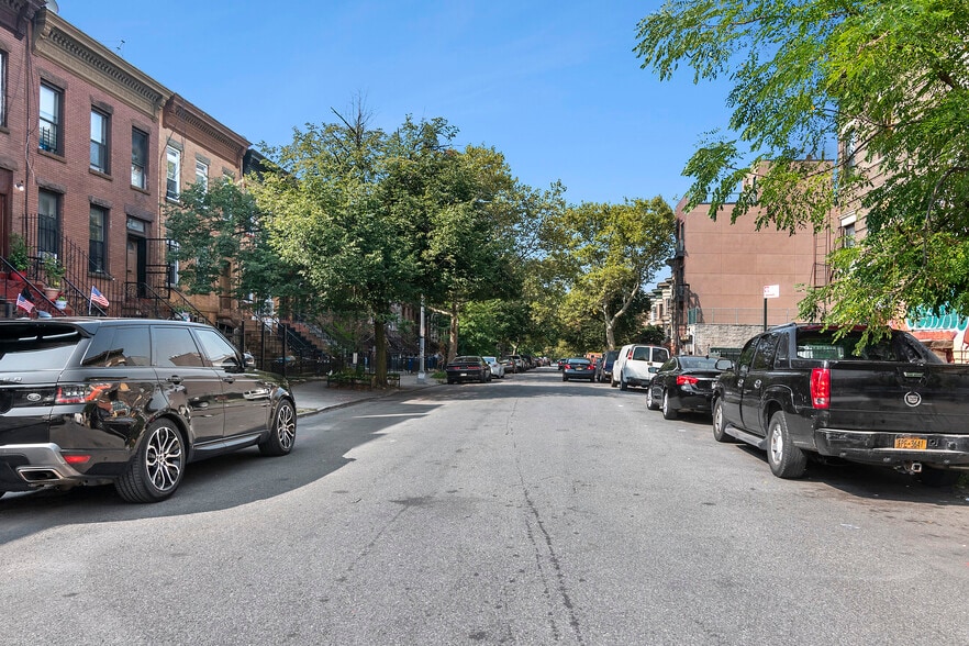 More Photos Of 1792 Broadway, Brooklyn Storefront Retail Residential For Lease
