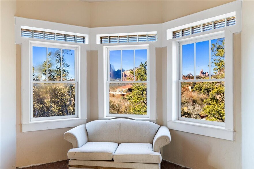 More Photos Of 35 Gassaway Place Pl, Sedona Specialty For Sale