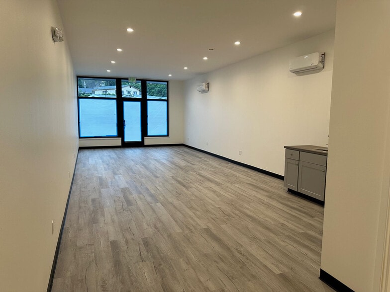 More Photos Of 759-761 E Vista Way, Vista Freestanding For Sale