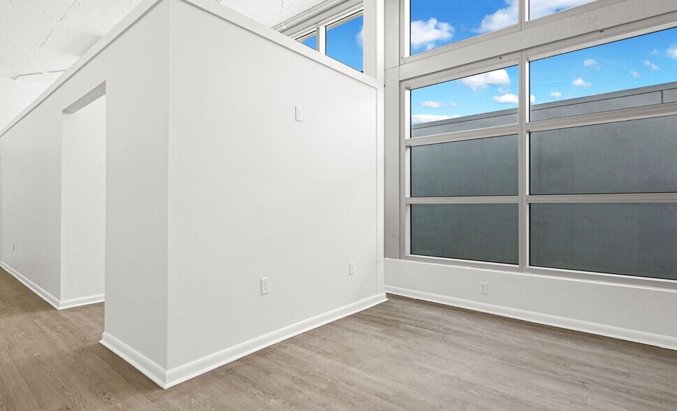 Primary Photo Of 919 Collins Ave, Miami Beach Office For Lease