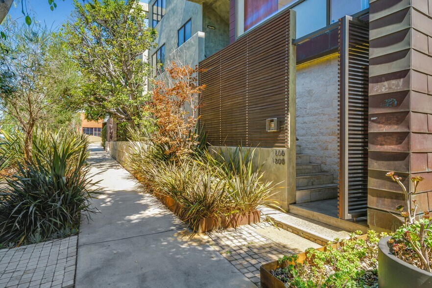 More Photos Of 1800-1808 Thayer Ave, Los Angeles Office For Lease