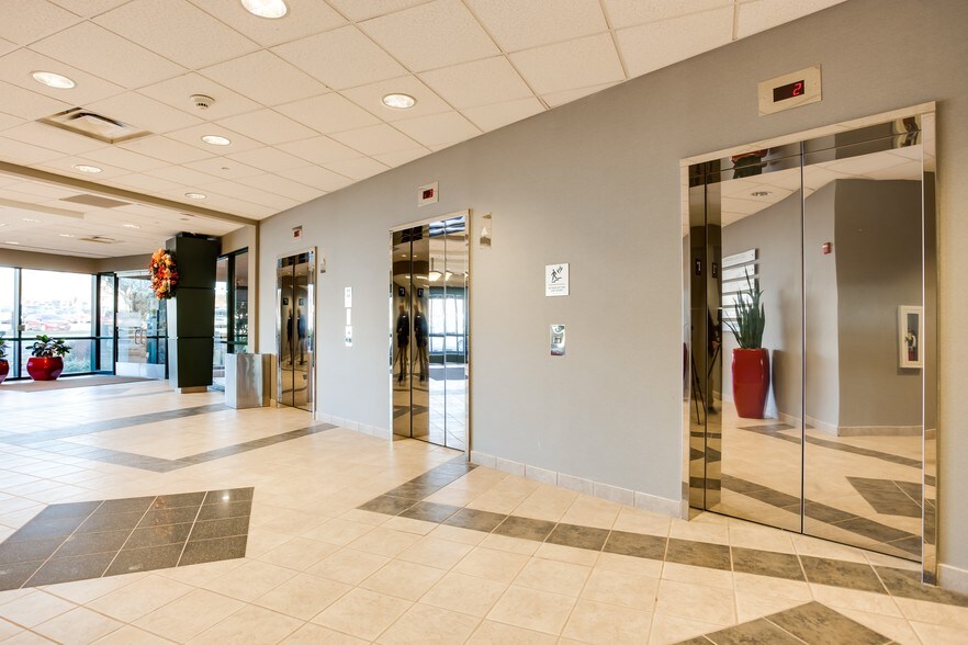More Photos Of 10304 Spotsylvania Ave, Fredericksburg Office For Lease