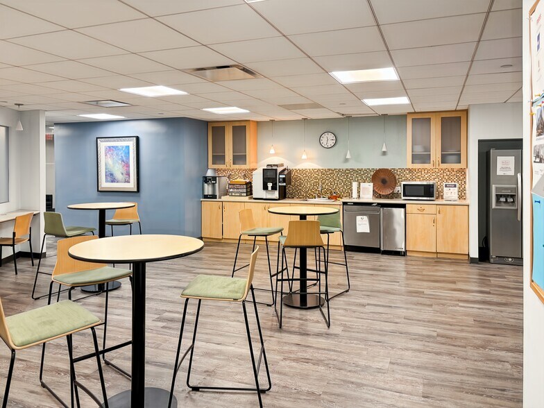More Photos Of 260 Madison Ave, New York Coworking Space
