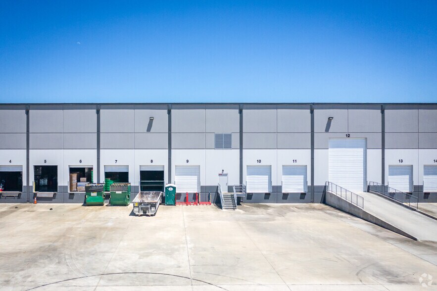 More Photos Of 7330 Langfield Rd, Houston Warehouse For Lease