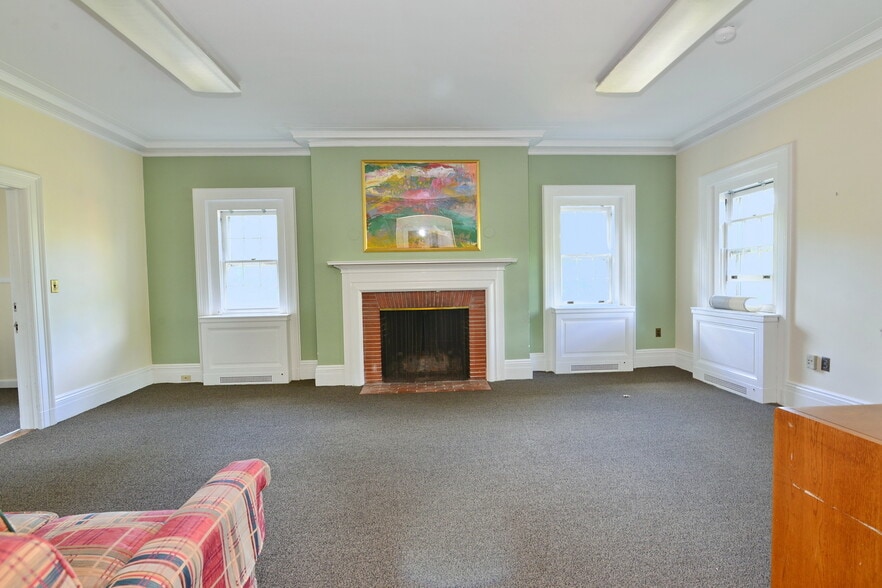 More Photos Of 1265 Asylum Ave, Hartford Lodge Meeting Hall For Lease