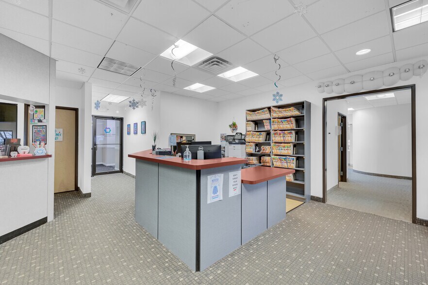 More Photos Of 230 US Highway 206, Flanders Medical For Lease