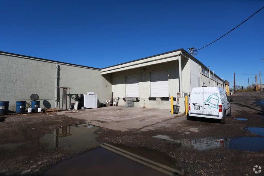 More Photos Of 3600 E 40th Ave, Denver Warehouse For Lease
