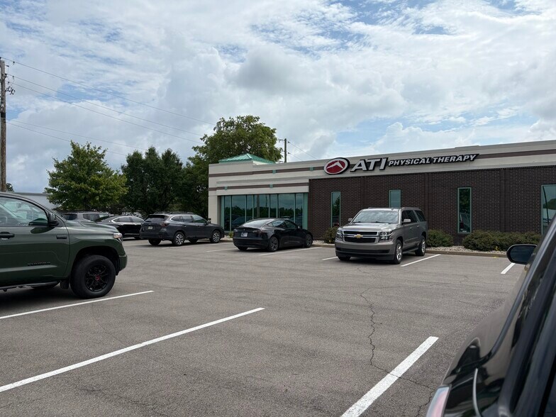 More Photos Of 5949 W Raymond St, Indianapolis Medical For Sale