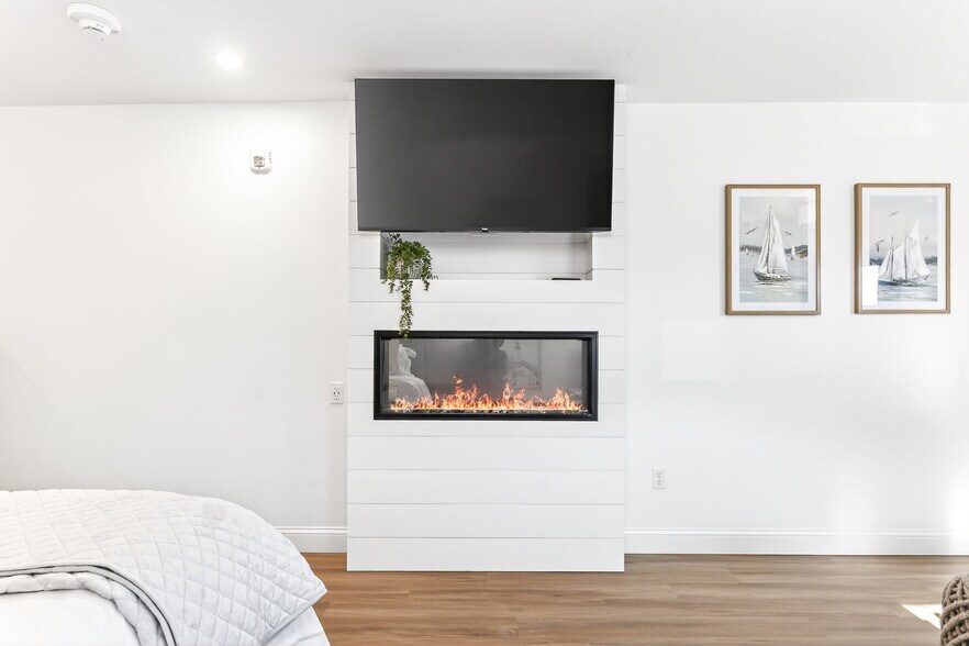 More Photos Of 44 Williams Ave, Mystic Apartments For Sale