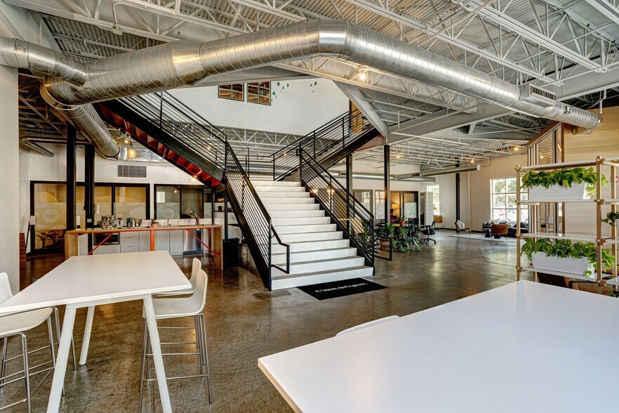 More Photos Of 1001 3rd Ave N, Nashville Office For Lease