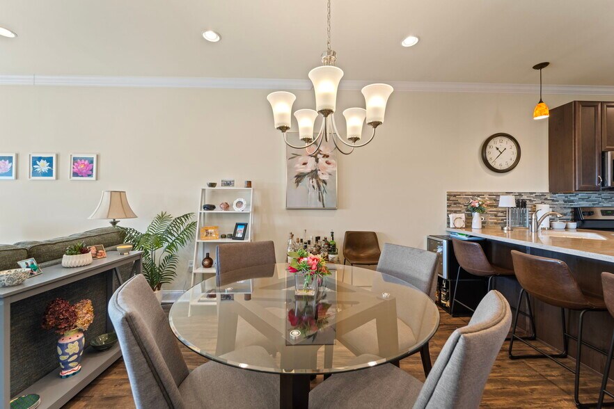 More Photos Of 501 E Franklin St, Endicott Apartments For Sale