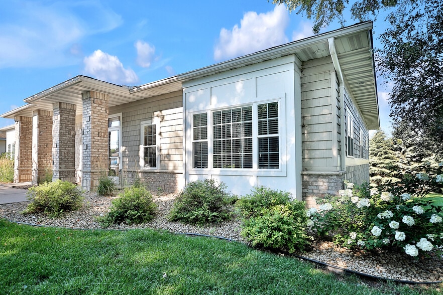 Primary Photo Of 2191-2195 Northdale Blvd NW, Coon Rapids Office For Sale