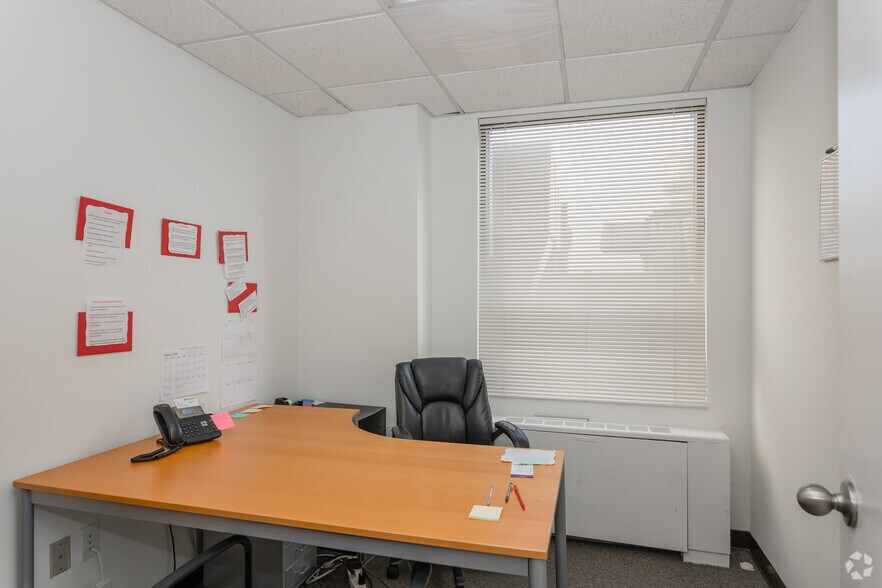 More Photos Of 4915 St. Elmo Ave, Bethesda Loft Creative Space For Lease