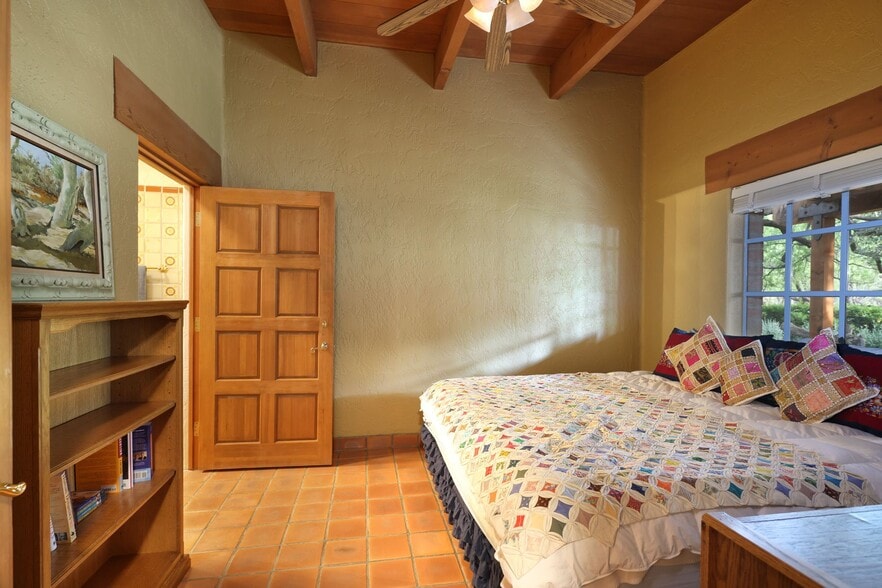 More Photos Of 13105 E Placita Las Avenas, Tucson Horse Stables For Sale