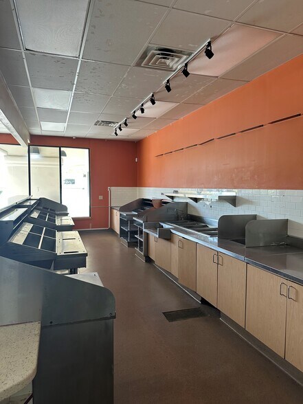 More Photos Of 241 W East Ave, Chico Unknown For Lease