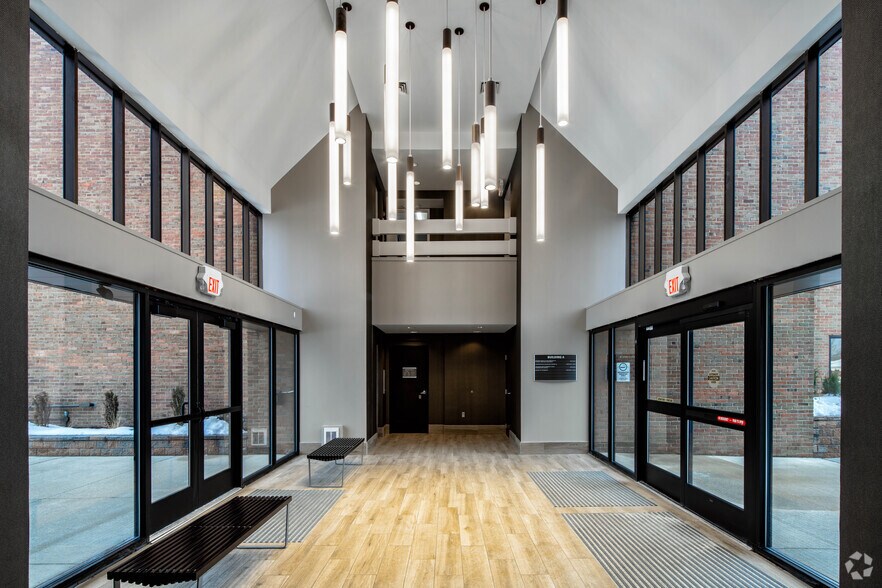 More Photos Of 11885 12 Mile Rd, Warren Medical For Lease