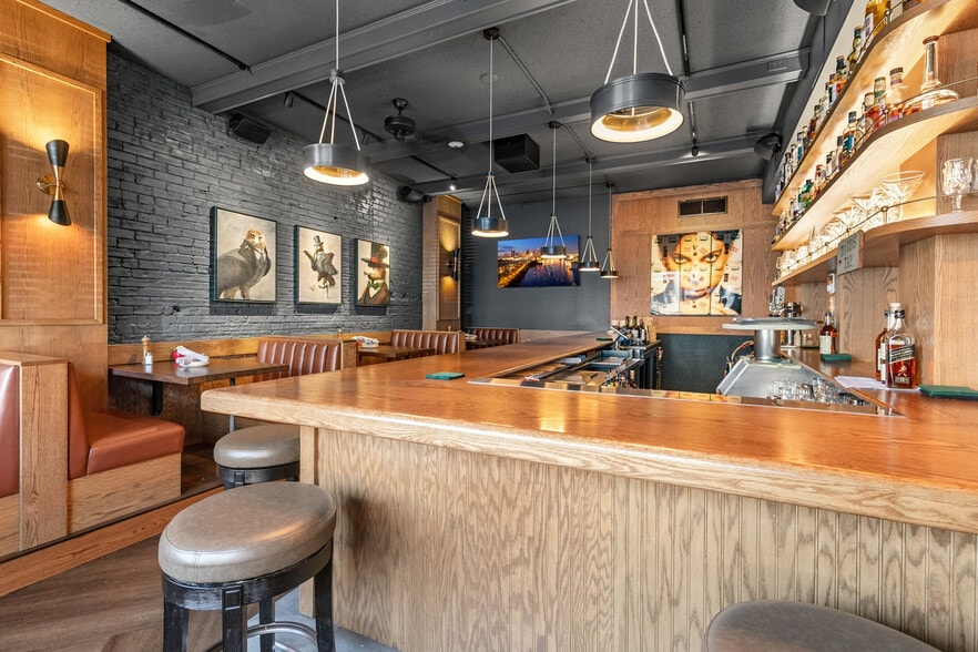 More Photos Of 664 Grand Ave, Saint Paul Storefront Retail Residential For Sale