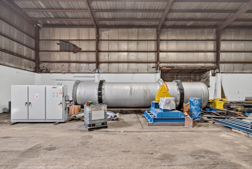 More Photos Of 120 Mill St, Springport Manufacturing For Sale