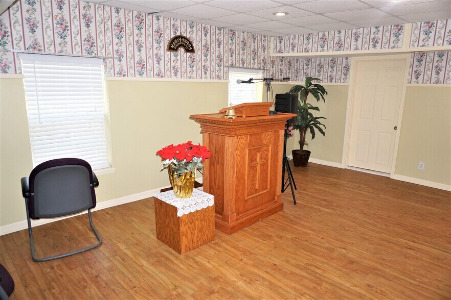 More Photos Of 3264 Howell Cir, Duluth Religious Facility For Sale