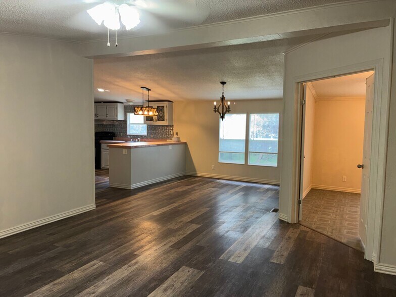 More Photos Of 382 County Road 4450, Kempner Manufactured Housing Mobile Home Park For Sale