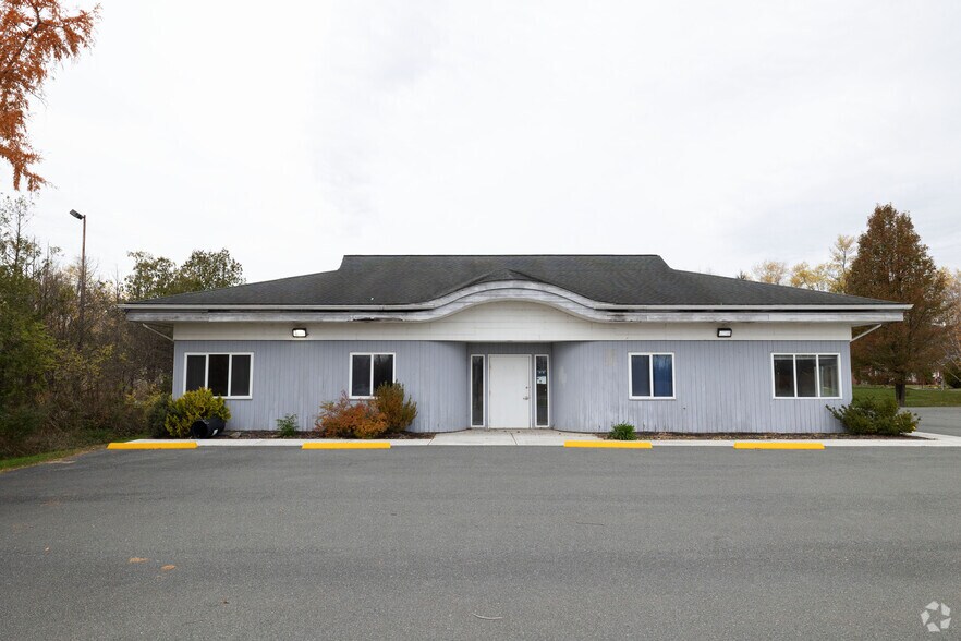 More Photos Of 9 Law St, West Coxsackie Medical For Sale